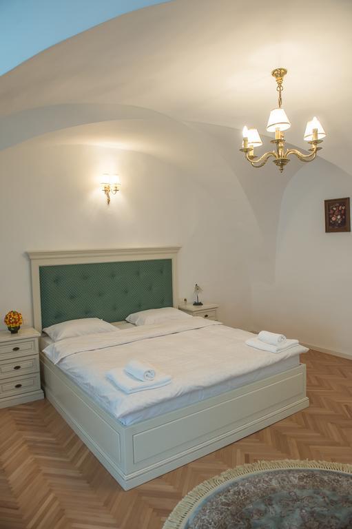 Baroc Apartments & Studio Sibiu Extérieur photo