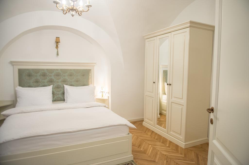 Baroc Apartments & Studio Sibiu Extérieur photo
